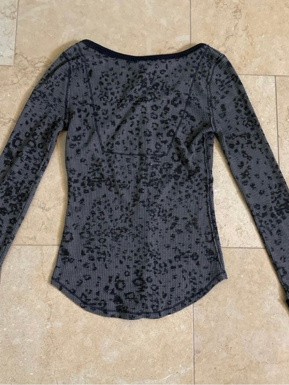 We the Free Thermal Henley Leopard Print Long Sleeve Top (Gray/Black) -Medium - Picture 8 of 12